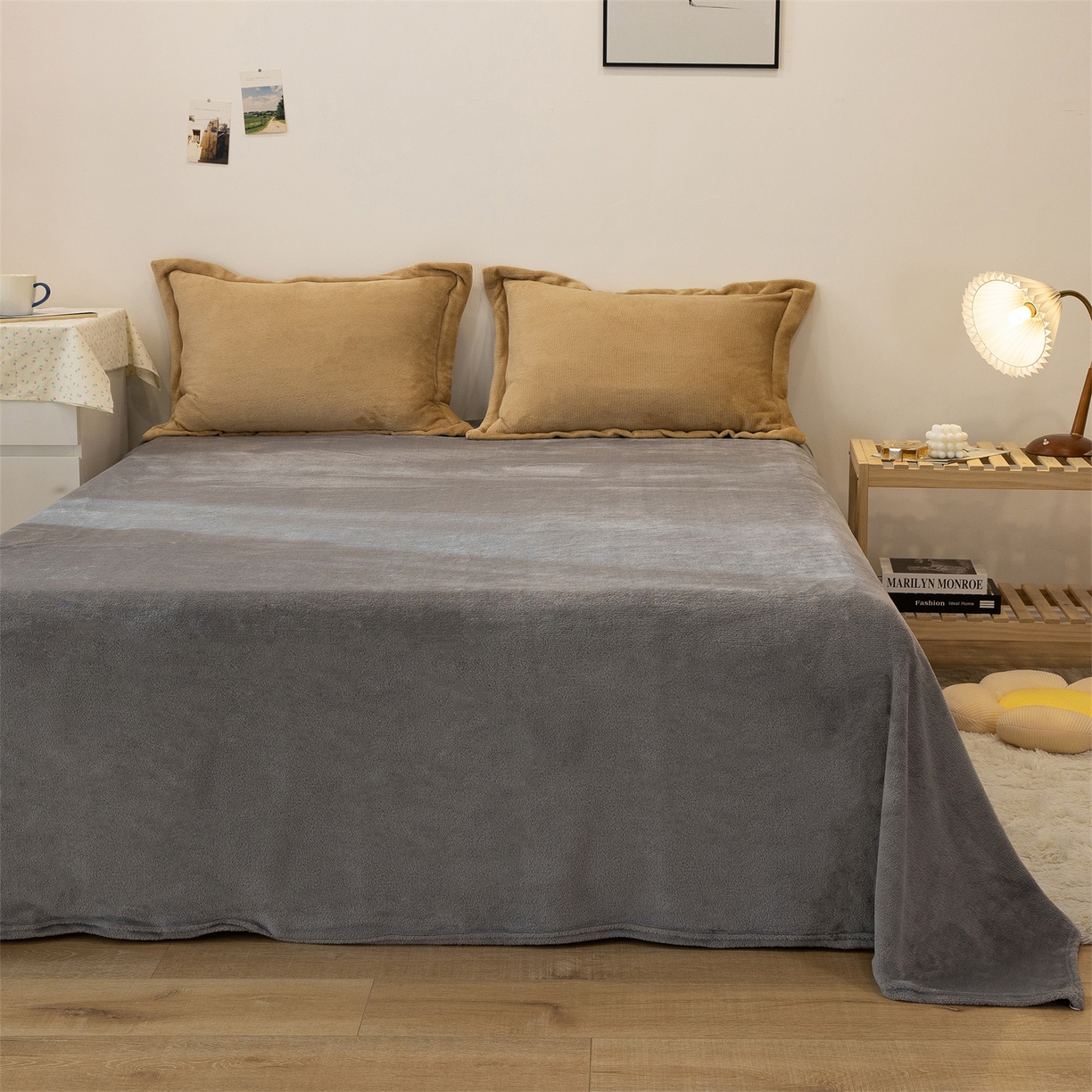 91家纺网 家纺一手货源 找家纺 兰紫橙家纺 2025新款双面绒纯色双拼牛奶绒四件套 驼色+浅灰