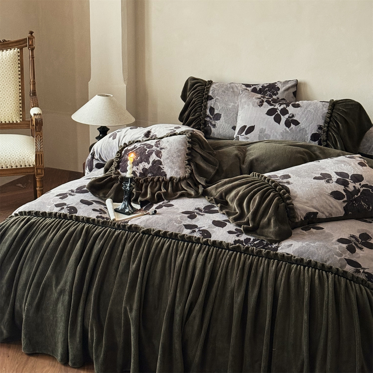 91家纺网 家纺一手货源 找家纺 （总）婳庭家居 2025新款牛奶绒工艺款四件套-暗香系列