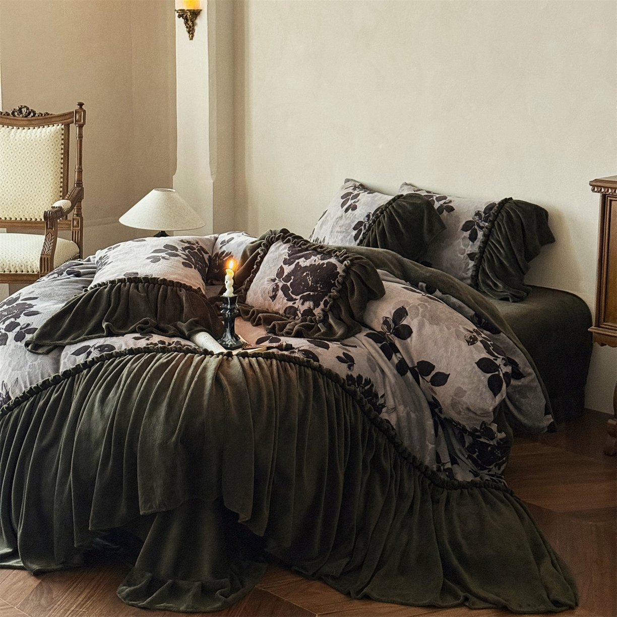 91家纺网 家纺一手货源 找家纺 （总）婳庭家居 2025新款牛奶绒工艺款四件套-暗香系列