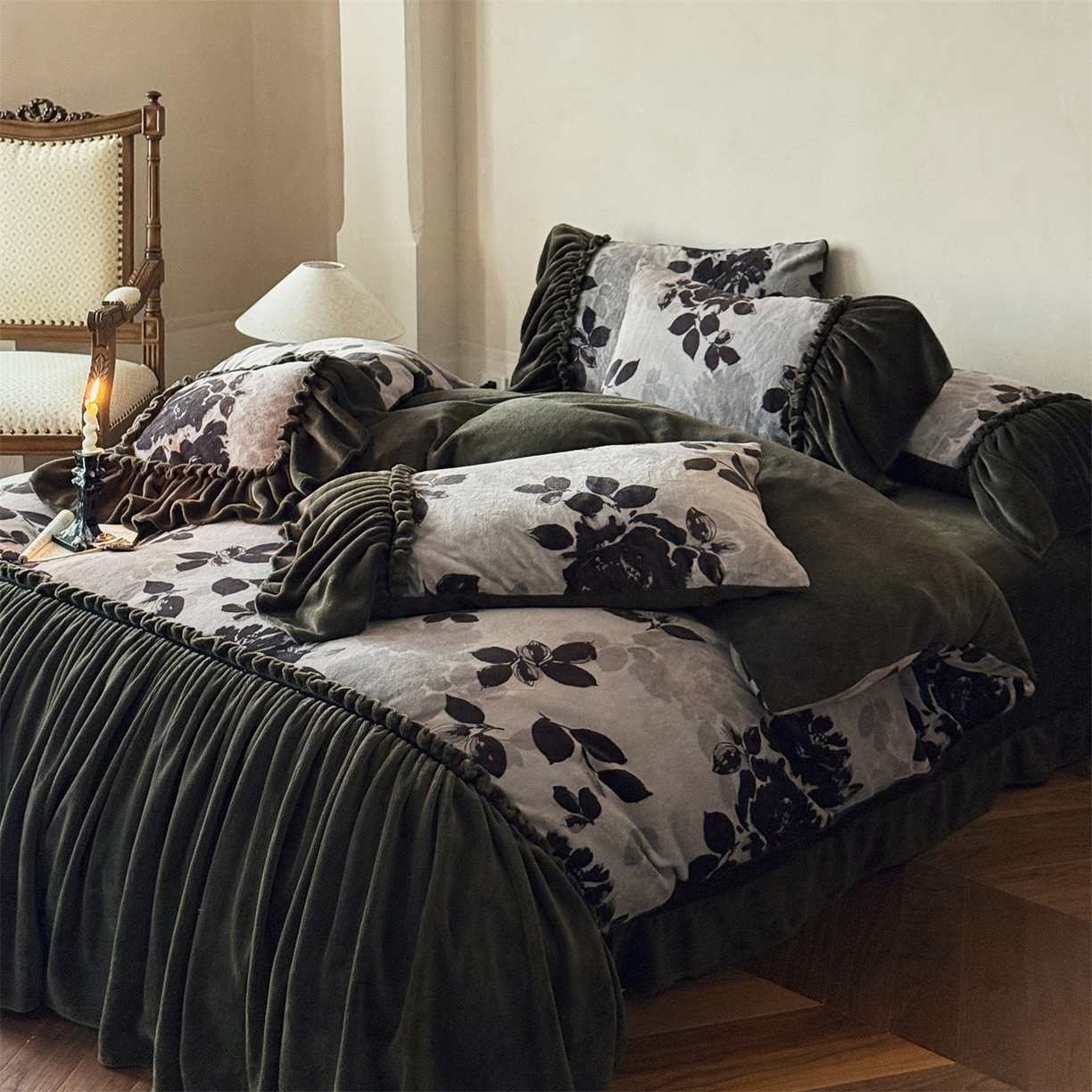 91家纺网 家纺一手货源 找家纺 （总）婳庭家居 2025新款牛奶绒工艺款四件套-暗香系列