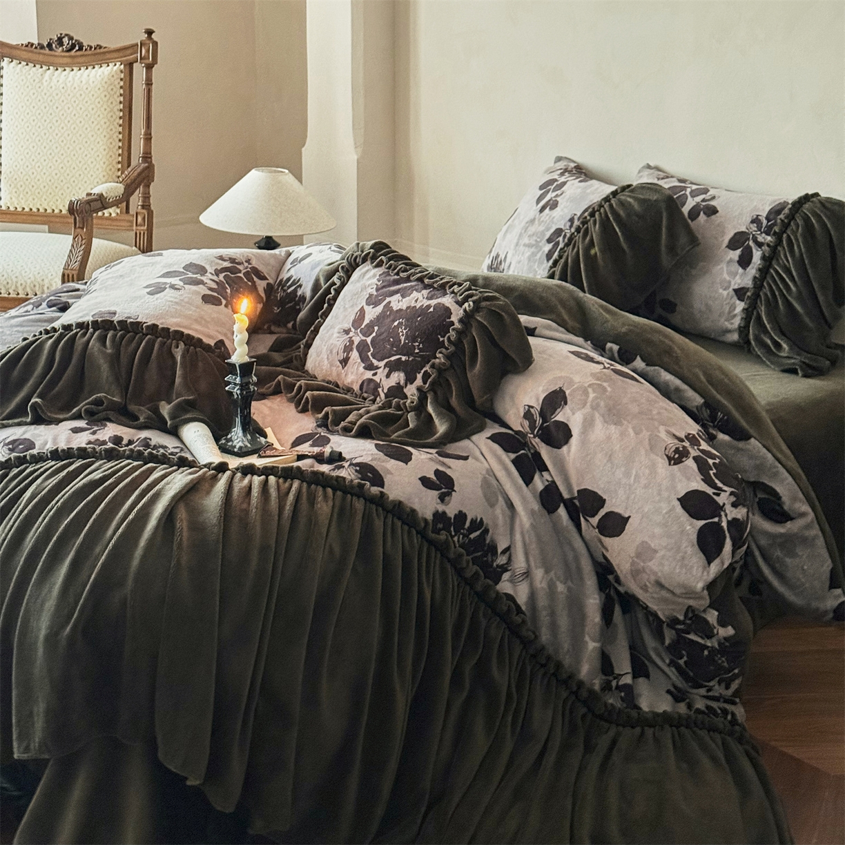 91家纺网 家纺一手货源 找家纺 （总）婳庭家居 2025新款牛奶绒工艺款四件套-暗香系列