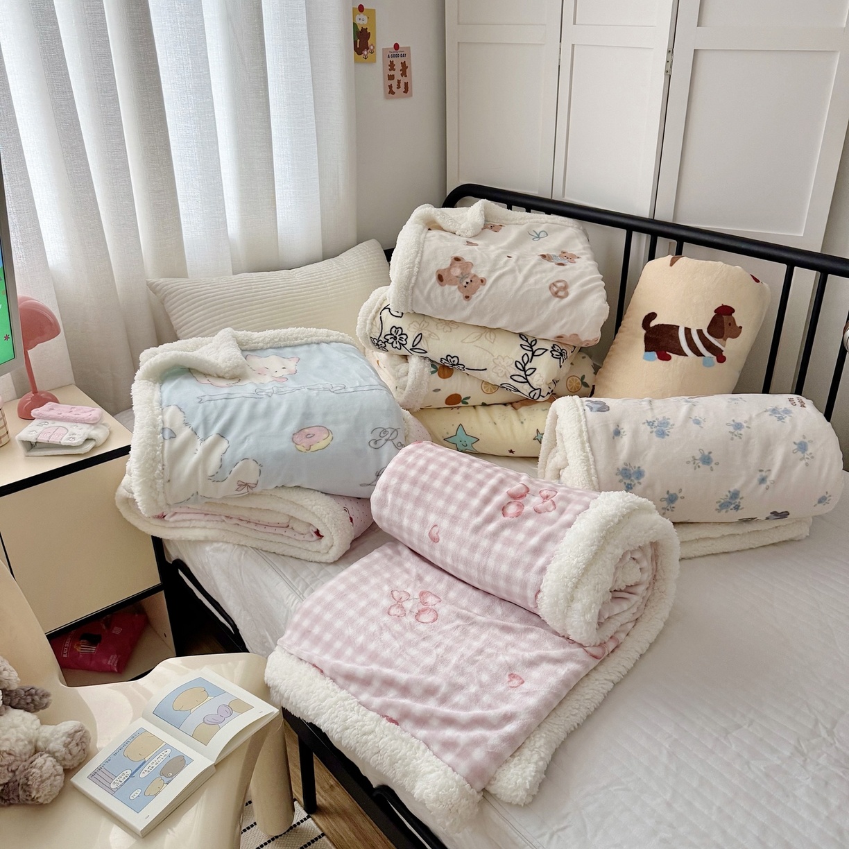 91家纺网 家纺一手货源 找家纺 航途席业 2025新款200g牛奶绒羊羔绒毛毯 组合图 仅供参考不可下单