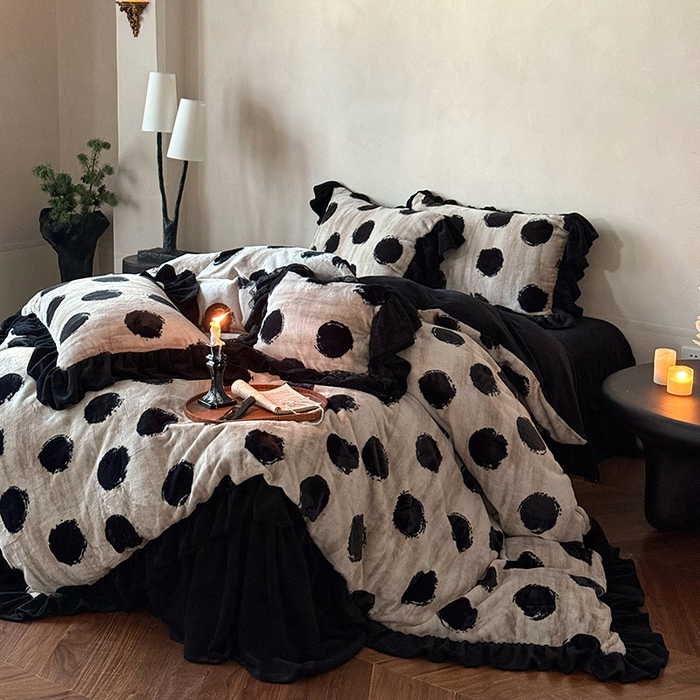 91家纺网 家纺一手货源 找家纺 （总）婳庭家居 2025新款雪貂绒牛奶绒花边款四件套