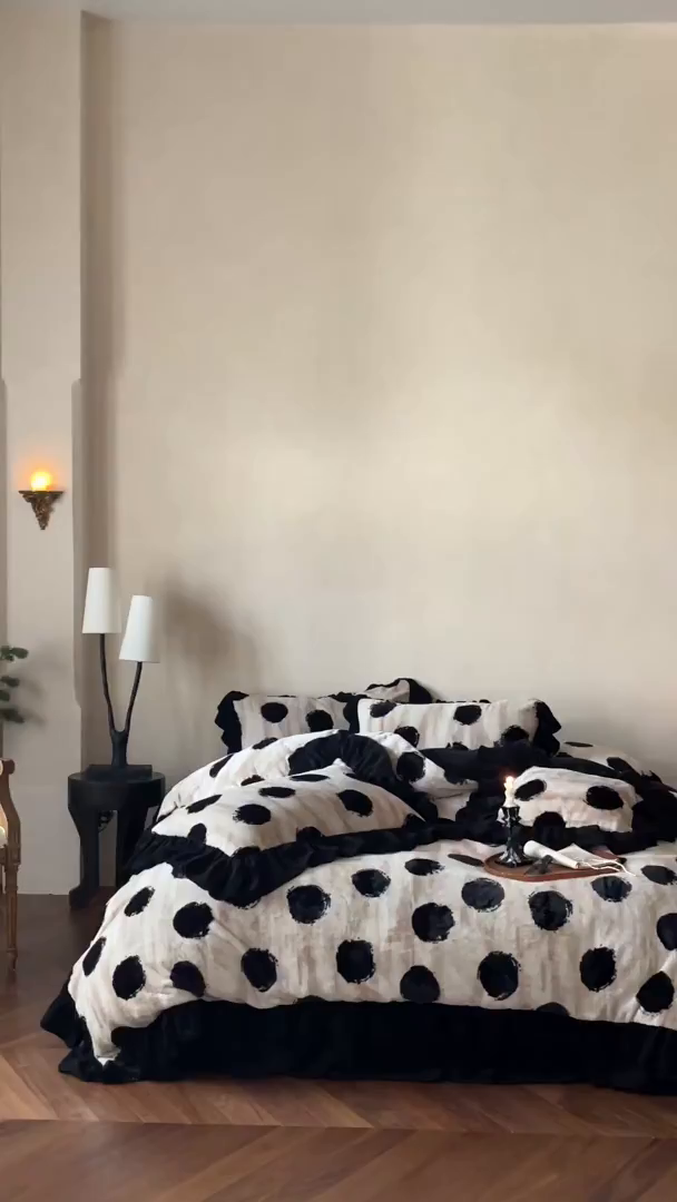 91家纺网 家纺一手货源 找家纺 （总）婳庭家居 2025新款雪貂绒牛奶绒花边款四件套