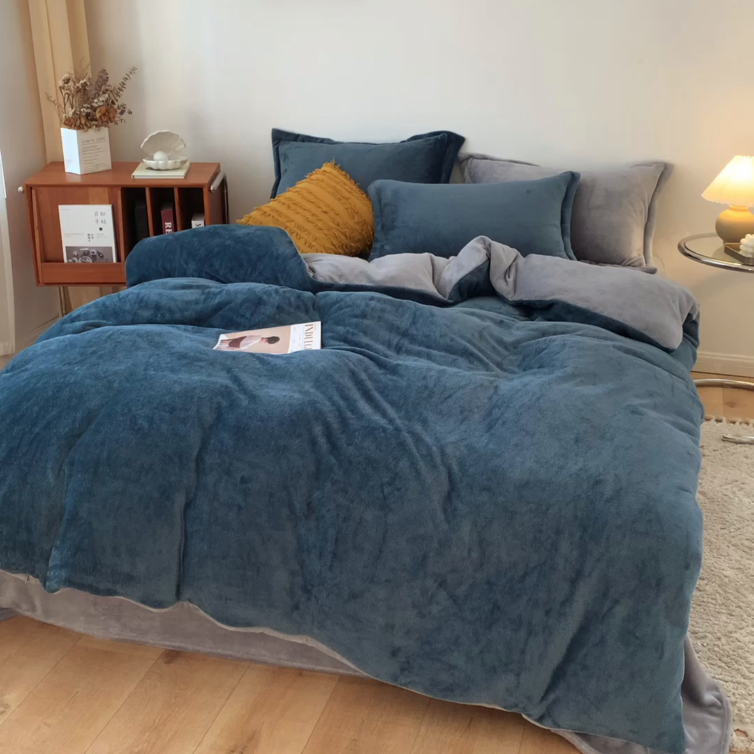 91家纺网 家纺一手货源 找家纺 兰紫橙家纺 2025新款双面绒纯色双拼牛奶绒四件套 雾蓝+浅灰