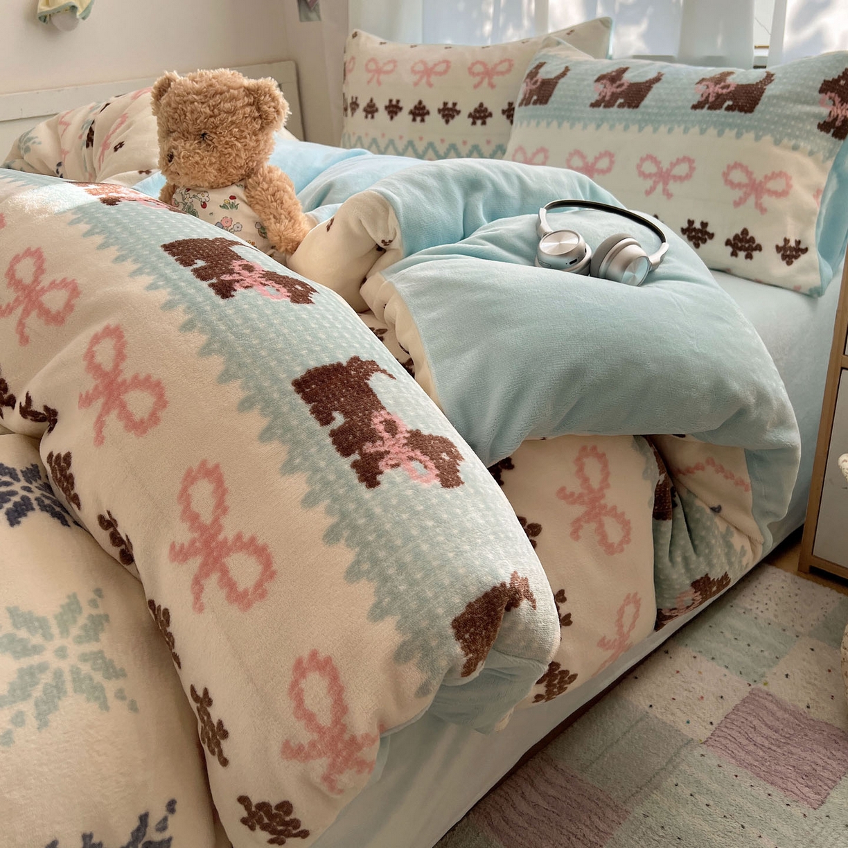 91家纺网 家纺一手货源 找家纺 （总）桃喜 2025新款A类200g牛奶绒（含导电丝）印花床单款四件套