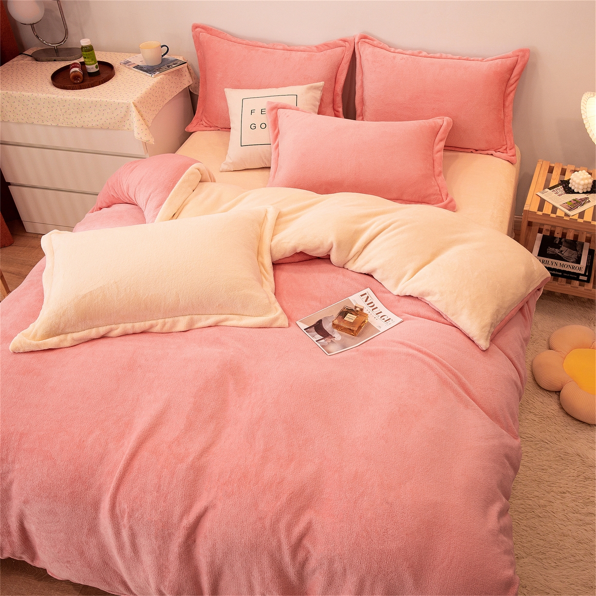 91家纺网 家纺一手货源 找家纺 兰紫橙家纺 2025新款双面绒纯色双拼牛奶绒四件套 玉色+米白