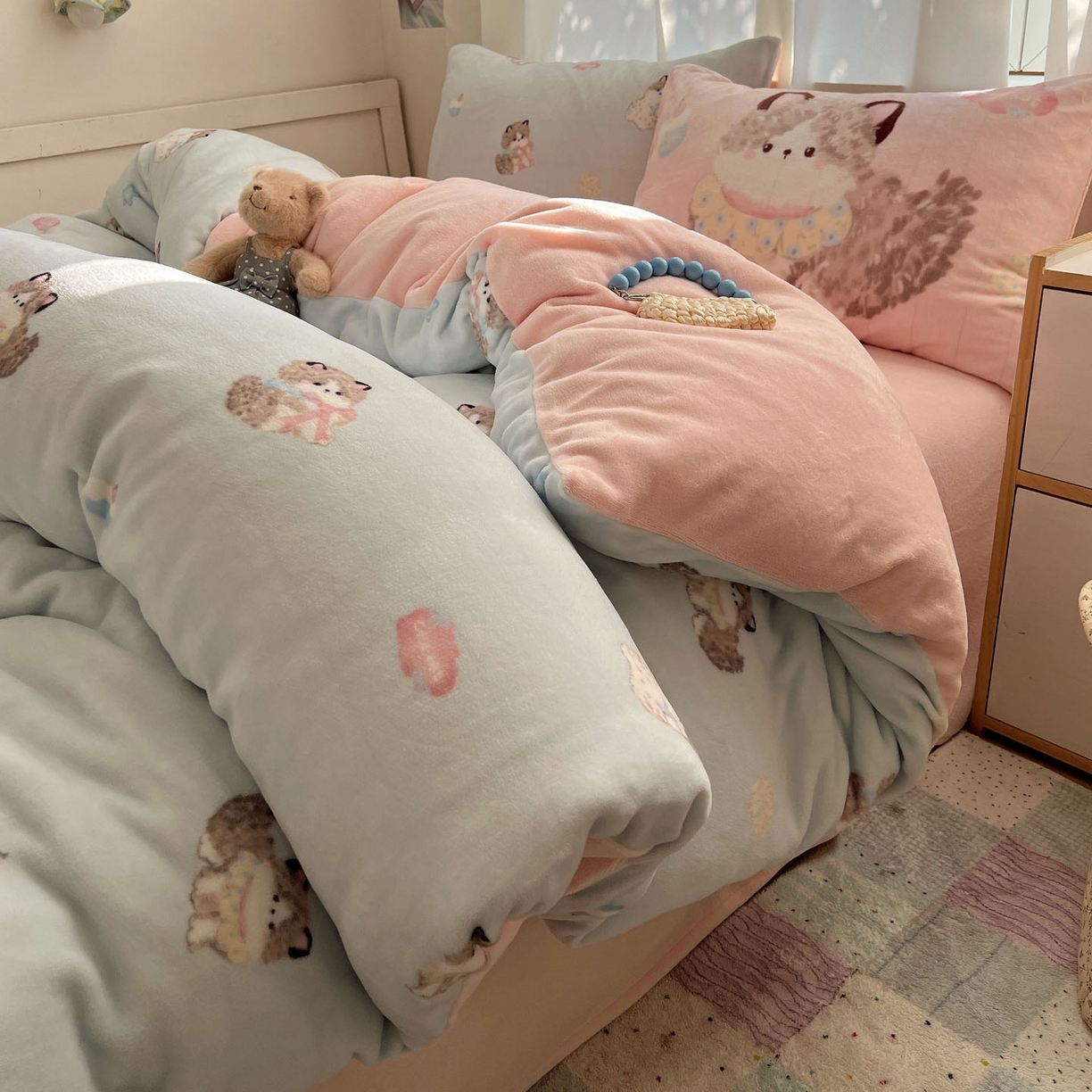 桃喜 2025新款A类200g牛奶绒（含导电丝）印花床单款四件套 蓝色布偶猫