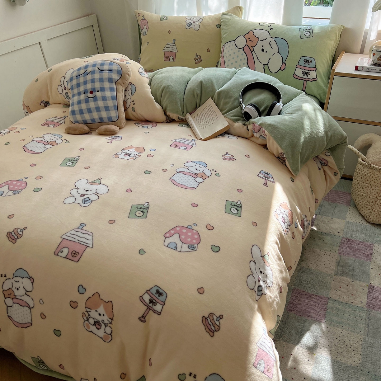 91家纺网 家纺一手货源 找家纺 桃喜 2025新款A类200g牛奶绒（含导电丝）印花床单款四件套 奶黄宠物派