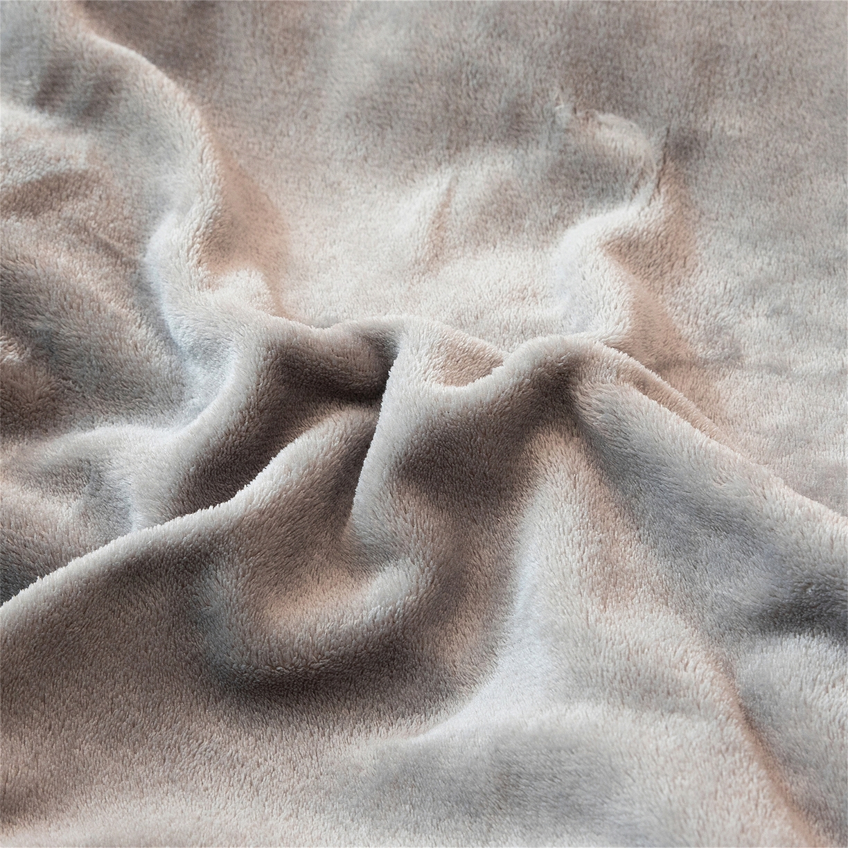 91家纺网 家纺一手货源 找家纺 兰紫橙家纺 2025新款双面绒纯色双拼牛奶绒四件套 玉色+浅灰