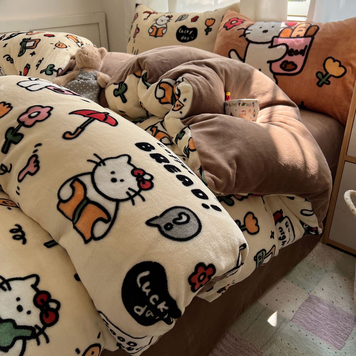 桃喜 2025新款A类200g牛奶绒（含导电丝）印花床单款四件套 小猫笔记