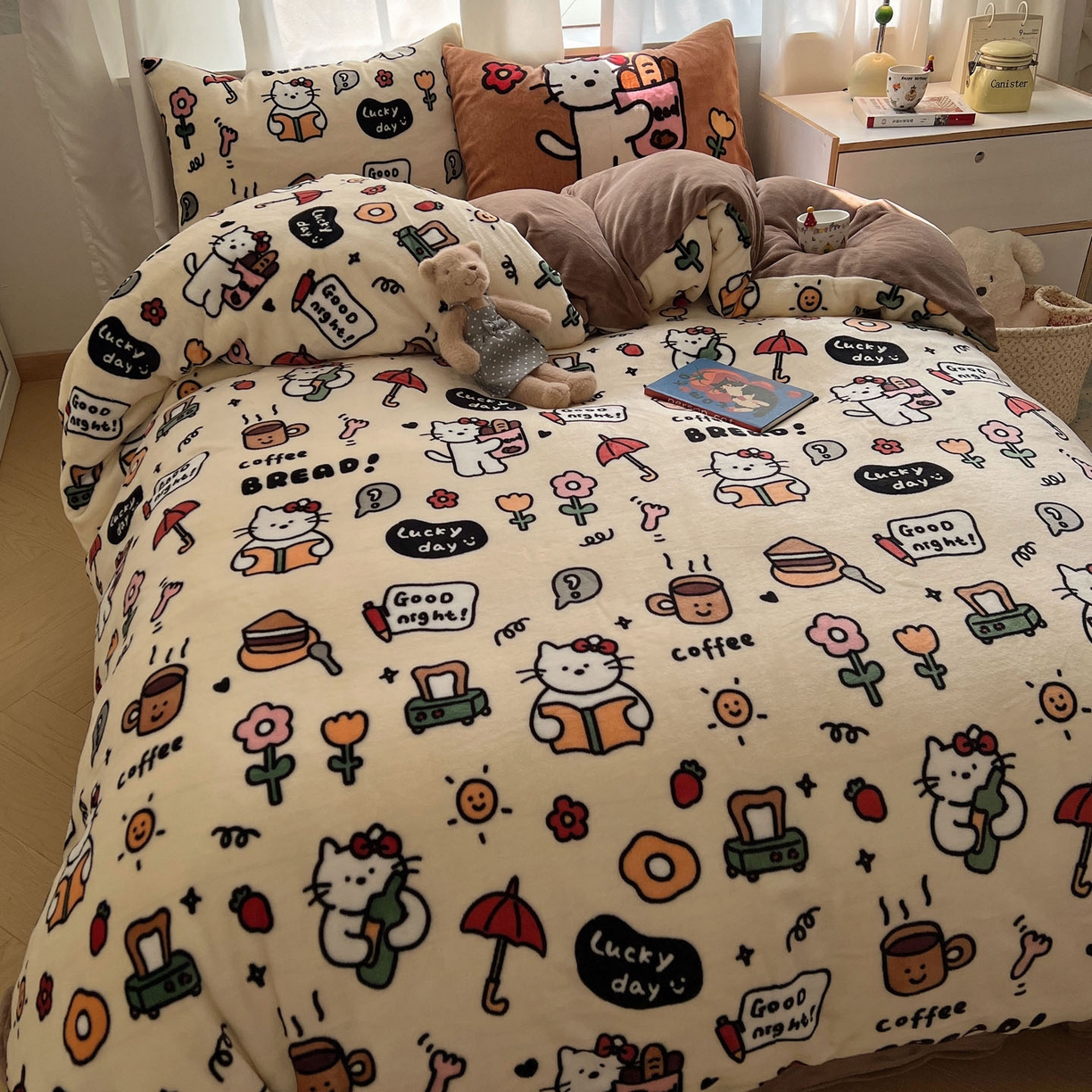 91家纺网 家纺一手货源 找家纺 桃喜 2025新款A类200g牛奶绒（含导电丝）印花床单款四件套 小猫笔记