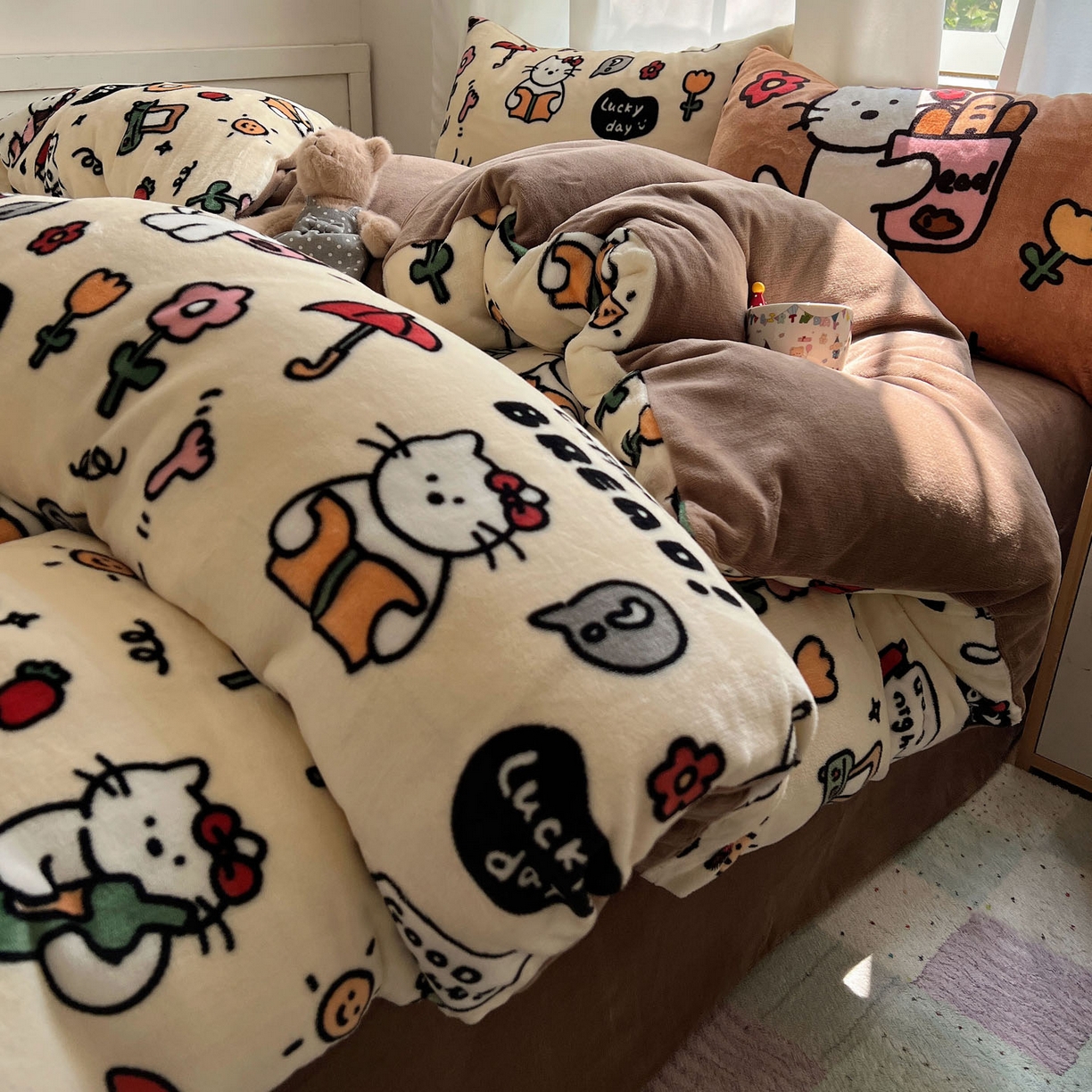 91家纺网 家纺一手货源 找家纺 桃喜 2025新款A类200g牛奶绒（含导电丝）印花床单款四件套 小猫笔记