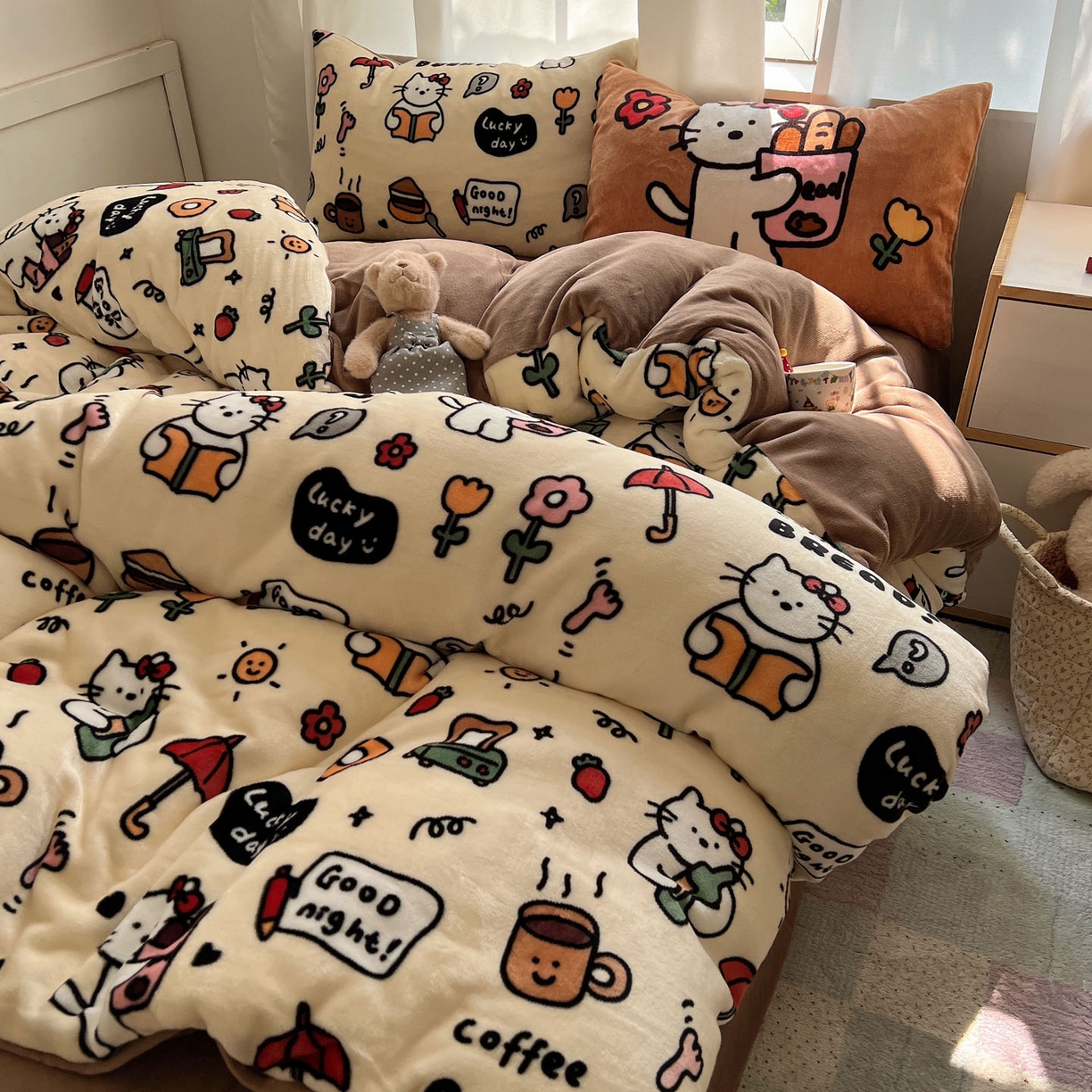 91家纺网 家纺一手货源 找家纺 桃喜 2025新款A类200g牛奶绒（含导电丝）印花床单款四件套 小猫笔记