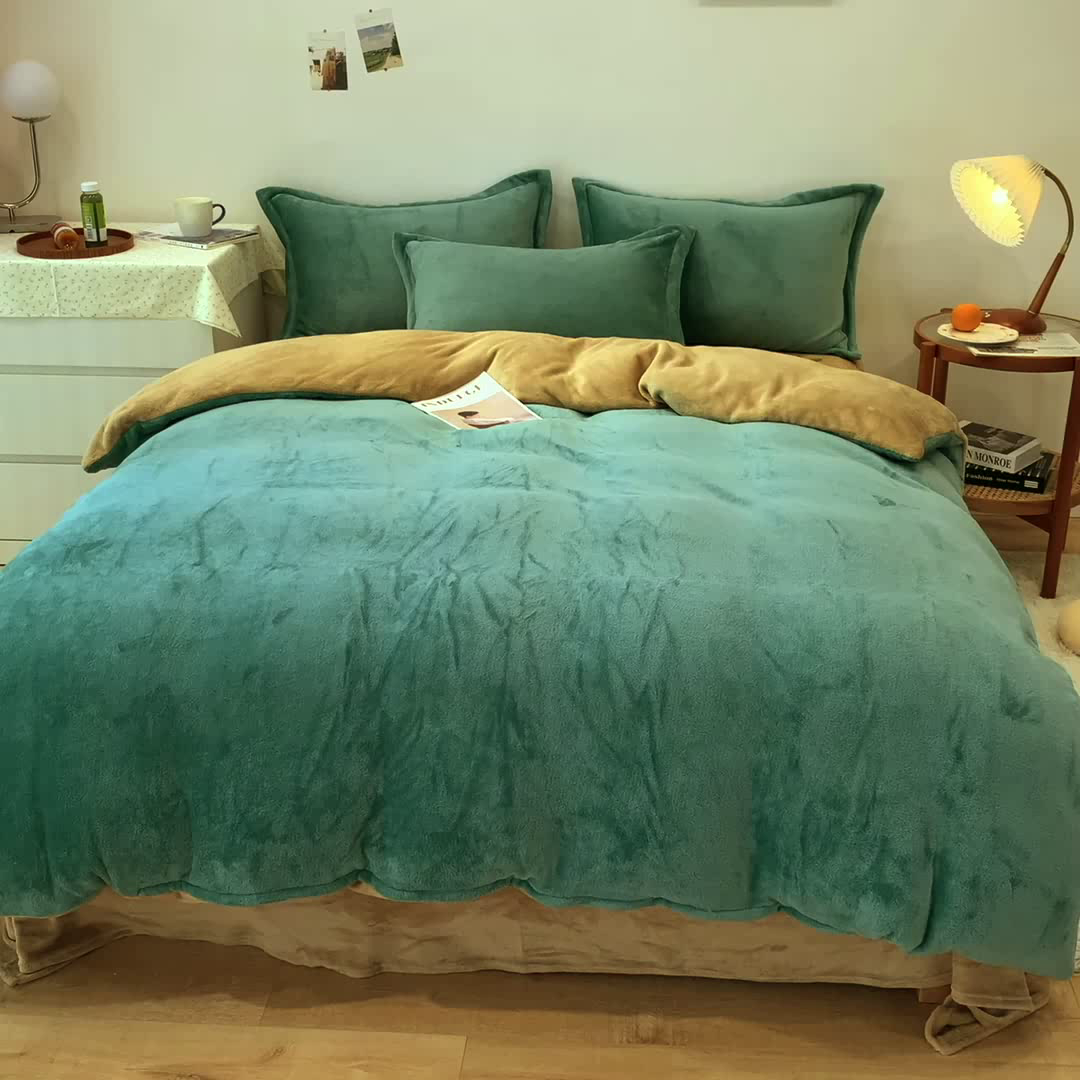 91家纺网 家纺一手货源 找家纺 兰紫橙家纺 2025新款双面绒纯色双拼牛奶绒四件套 竹青+驼色