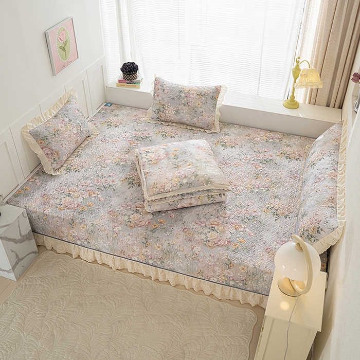 91家纺网 家纺一手货源 找家纺 冬然家纺 2025新款纯棉数码印花榻榻米床盖系列 花海之恋