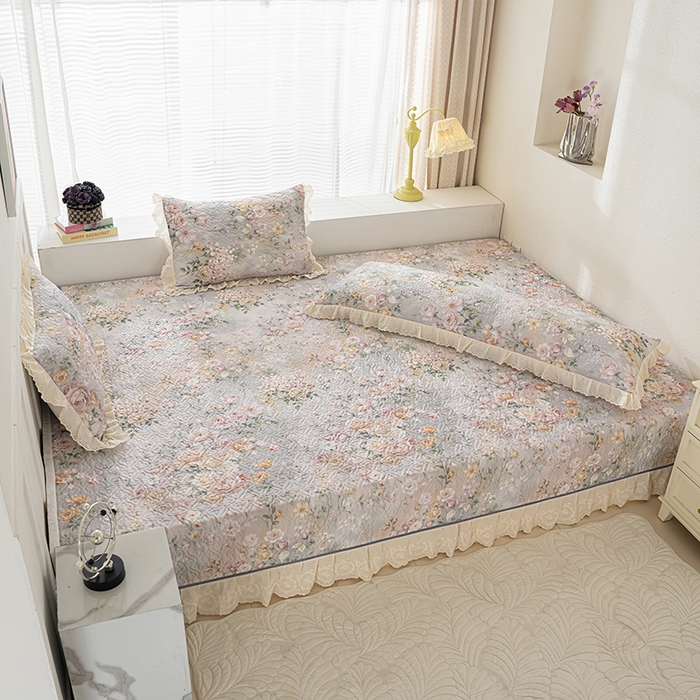 91家纺网 家纺一手货源 找家纺 冬然家纺 2025新款纯棉数码印花榻榻米床盖系列 花海之恋