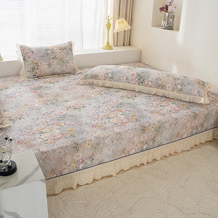 91家纺网 家纺一手货源 找家纺 冬然家纺 2025新款纯棉数码印花榻榻米床盖系列 花海之恋