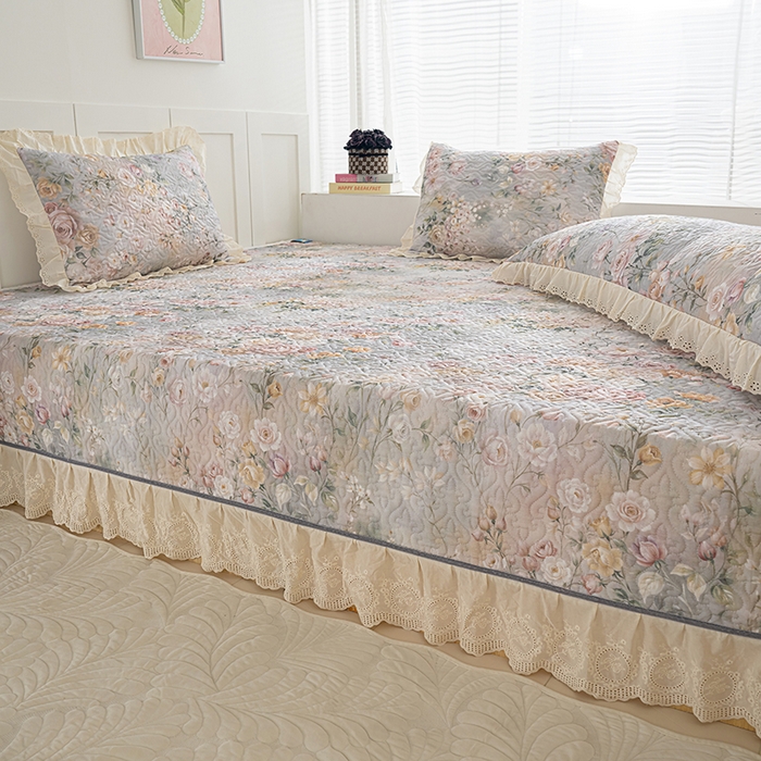 91家纺网 家纺一手货源 找家纺 冬然家纺 2025新款纯棉数码印花榻榻米床盖系列 花海之恋