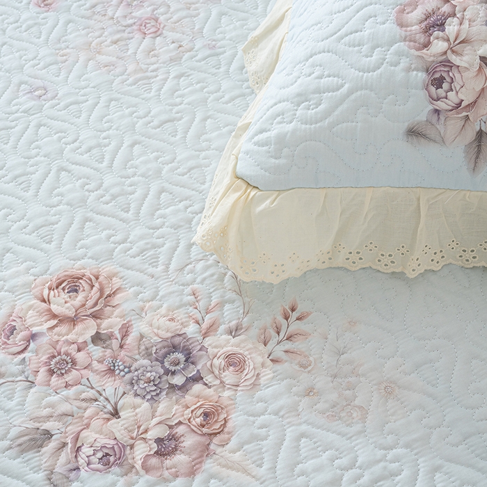 91家纺网 家纺一手货源 找家纺 冬然家纺 2025新款纯棉数码印花榻榻米床盖系列 花影