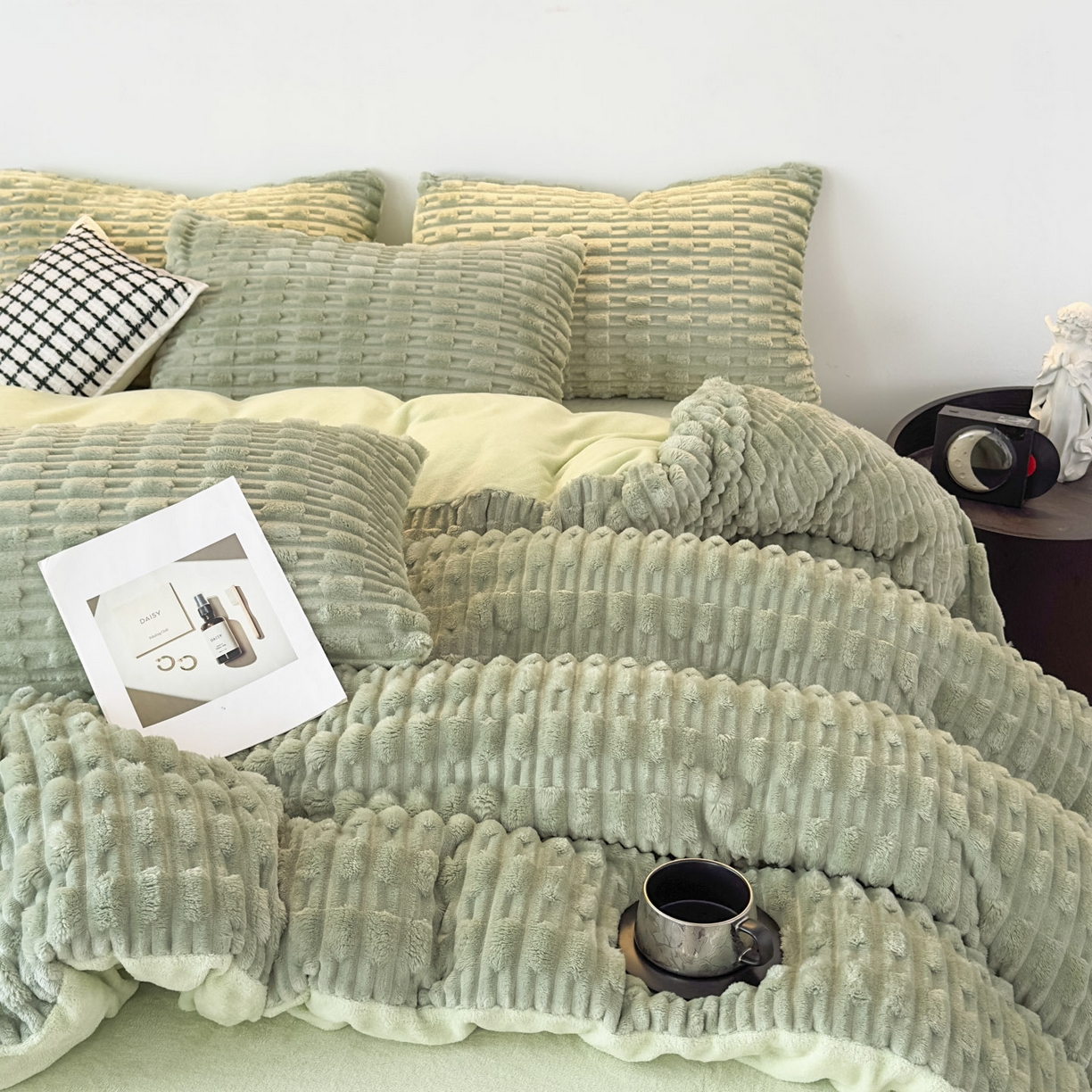 91家纺网 家纺一手货源 找家纺 潮邦创意家居 2025冬季竹纹绒牛奶绒四件套-暖绒竹韵系列 暖绒竹韵-艾绿