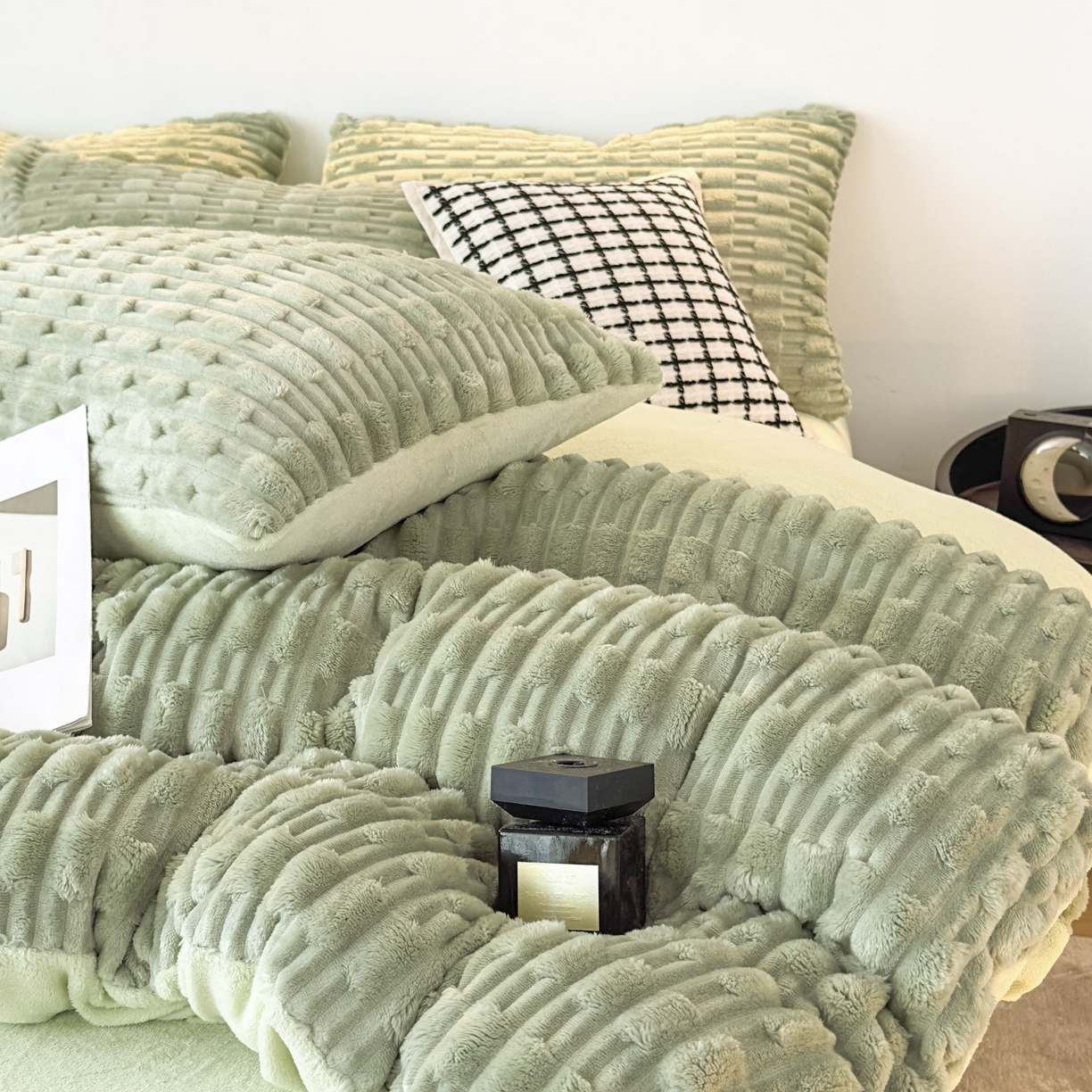 91家纺网 家纺一手货源 找家纺 潮邦创意家居 2025冬季竹纹绒牛奶绒四件套-暖绒竹韵系列 暖绒竹韵-艾绿