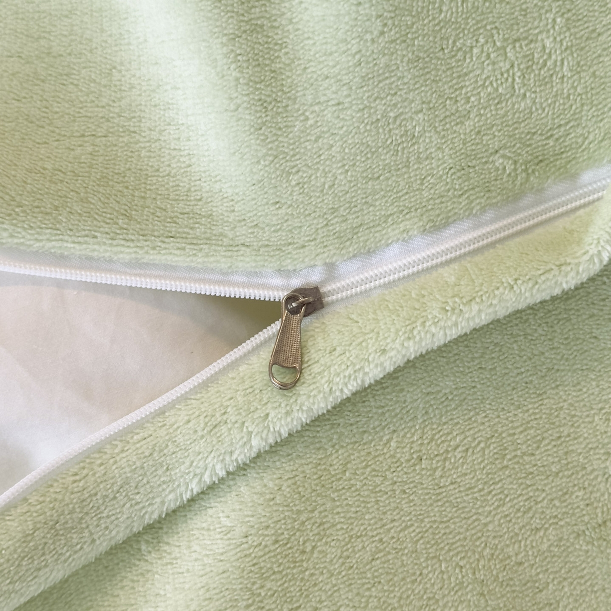 91家纺网 家纺一手货源 找家纺 潮邦创意家居 2025冬季竹纹绒牛奶绒四件套-暖绒竹韵系列 暖绒竹韵-艾绿