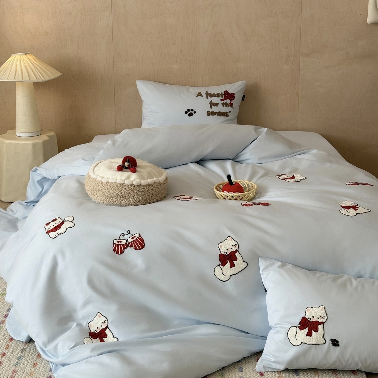 91家纺网 家纺一手货源 找家纺 鹿班家居 2025新款100S全棉纯棉磨毛毛巾绣四件套-甜豆小猫 甜豆小猫-蓝色