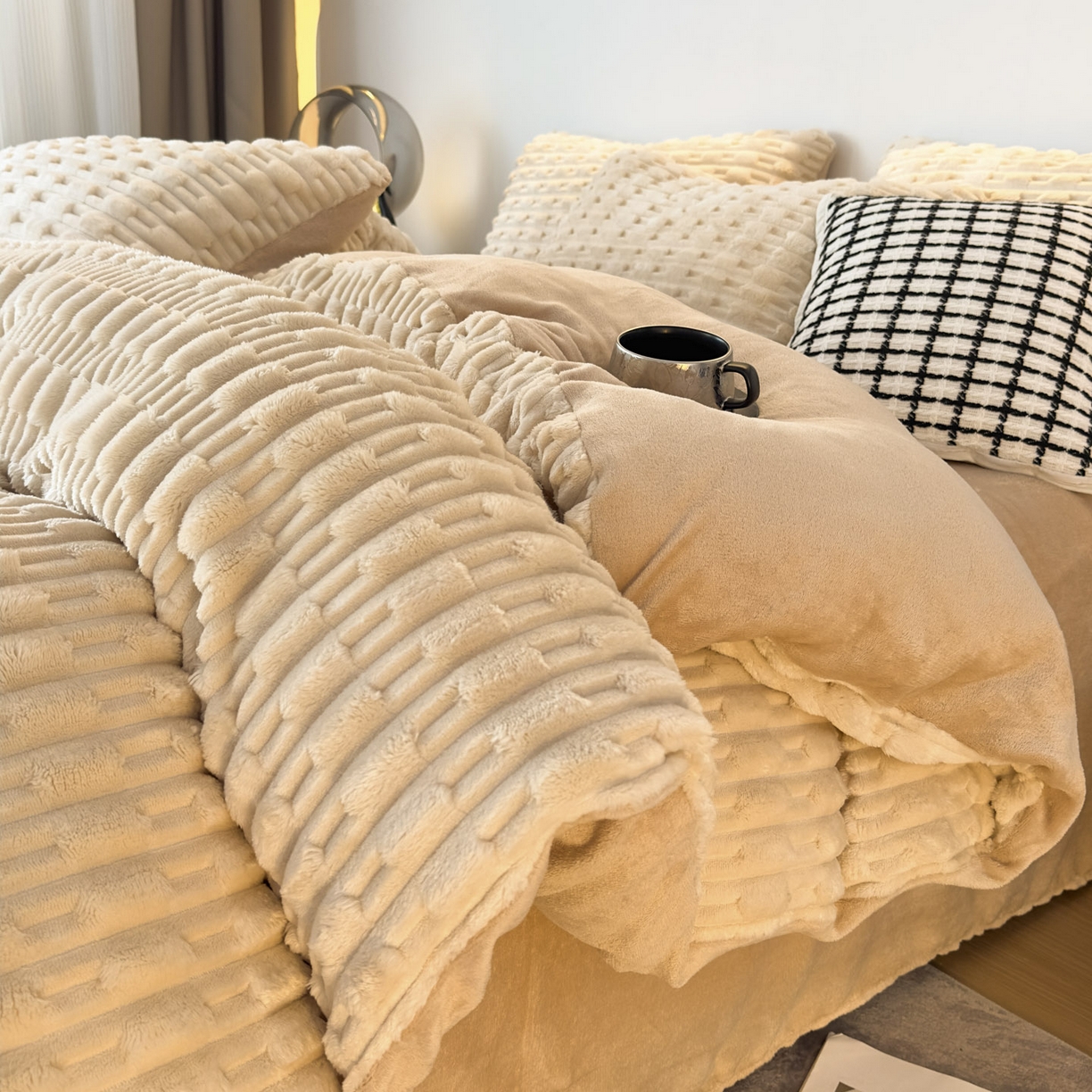 91家纺网 家纺一手货源 找家纺 潮邦创意家居 2025冬季竹纹绒牛奶绒四件套-暖绒竹韵系列 暖绒竹韵-米咖