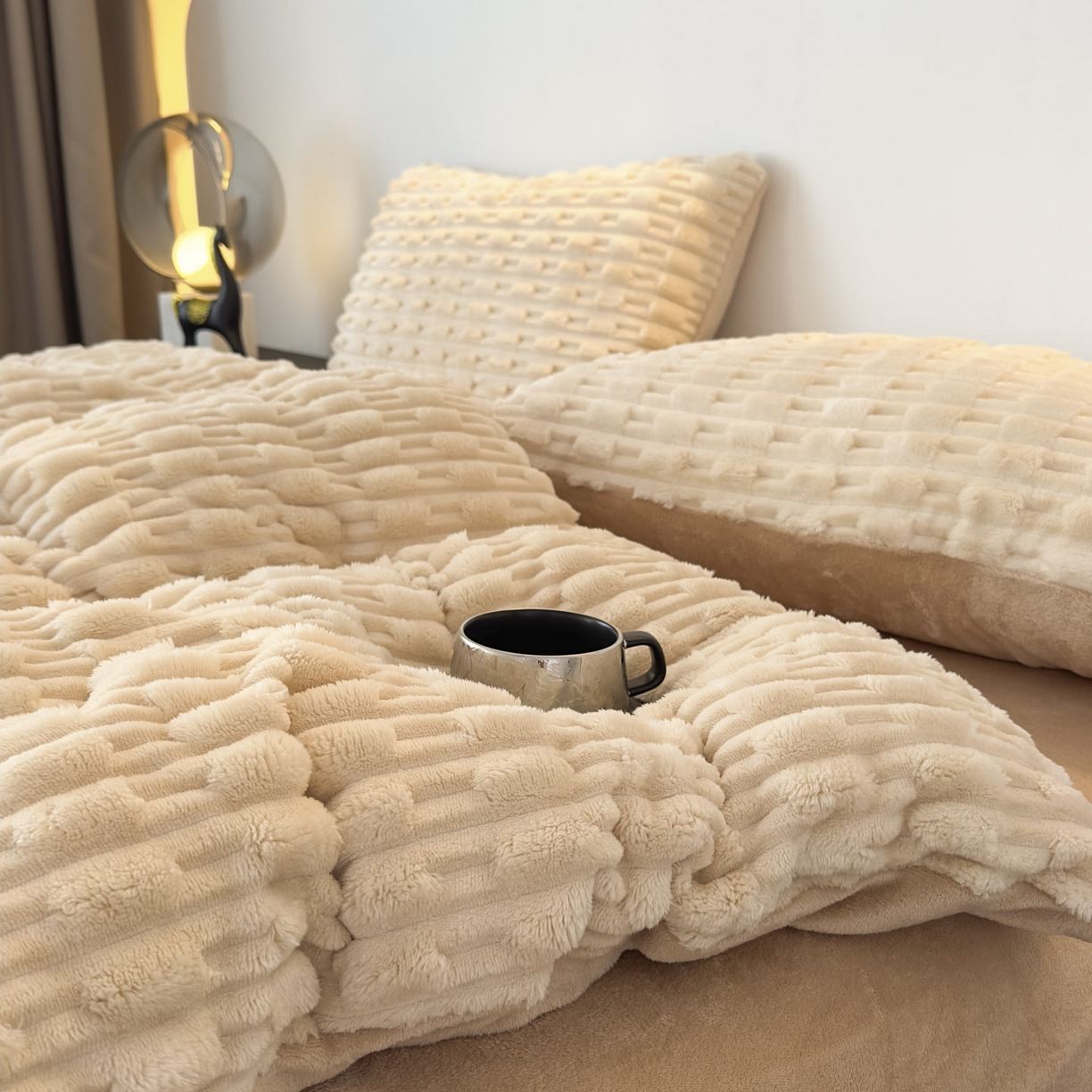 91家纺网 家纺一手货源 找家纺 潮邦创意家居 2025冬季竹纹绒牛奶绒四件套-暖绒竹韵系列 暖绒竹韵-米咖