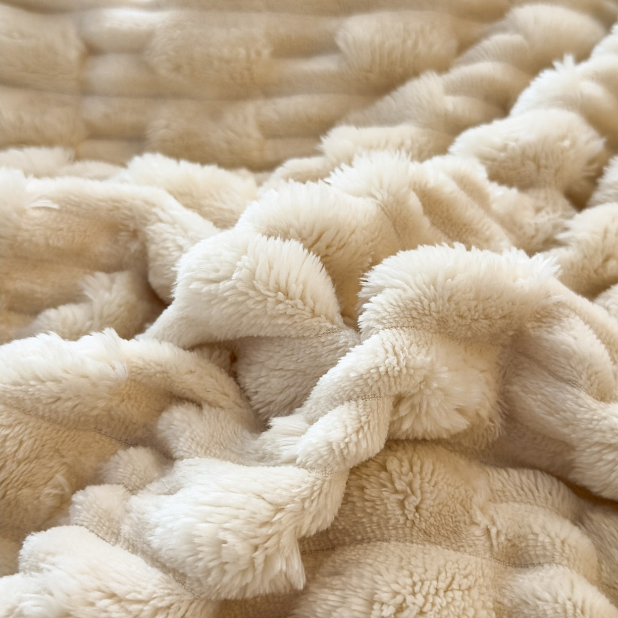 91家纺网 家纺一手货源 找家纺 潮邦创意家居 2025冬季竹纹绒牛奶绒四件套-暖绒竹韵系列 暖绒竹韵-米咖