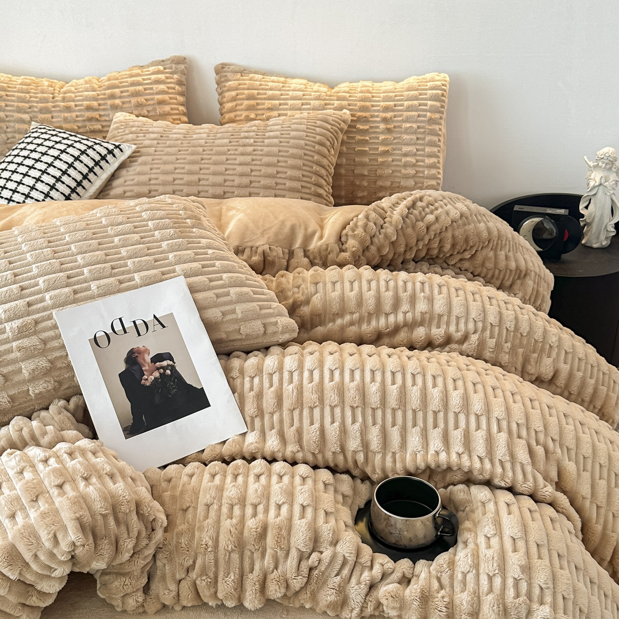 91家纺网 家纺一手货源 找家纺 潮邦创意家居 2025冬季竹纹绒牛奶绒四件套-暖绒竹韵系列 暖绒竹韵-浅驼