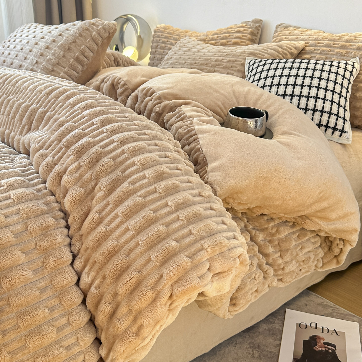 91家纺网 家纺一手货源 找家纺 潮邦创意家居 2025冬季竹纹绒牛奶绒四件套-暖绒竹韵系列 暖绒竹韵-浅驼