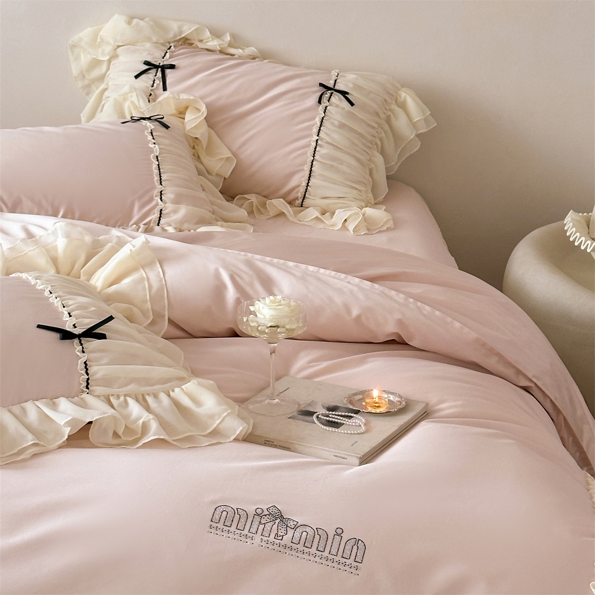 91家纺网 家纺一手货源 找家纺 （总）婳庭家居 2025新款60s全棉纯棉MIU系少女法式蕾丝四件套