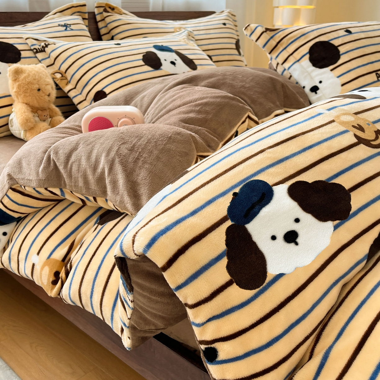 91家纺网 家纺一手货源 找家纺 （总）寻米 2025新款高克重加厚保暖牛奶绒四件套-第一批