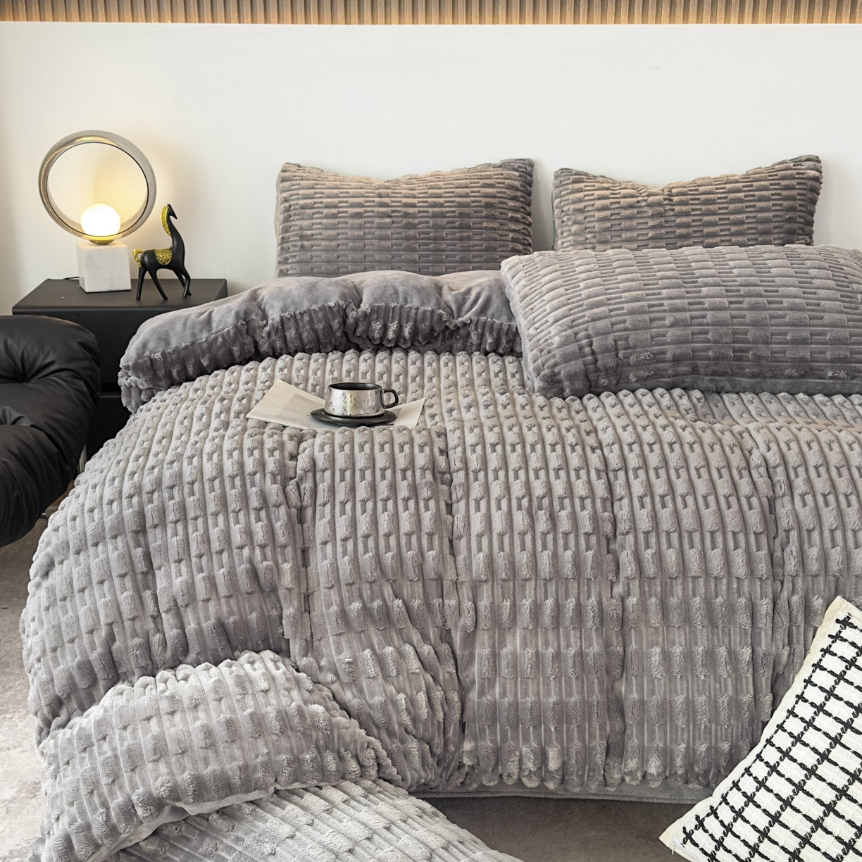 91家纺网 家纺一手货源 找家纺 潮邦创意家居 2025冬季竹纹绒牛奶绒四件套-暖绒竹韵系列 暖绒竹韵-椰灰