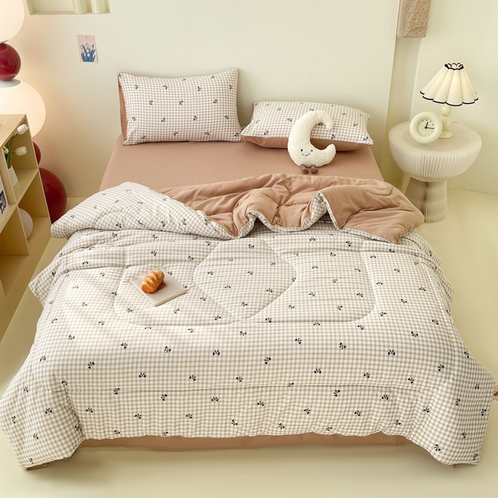 91家纺网 家纺一手货源 找家纺 梵克保罗 2025新款水洗棉糯小棉夏被夏被四件套四季被春秋被单人学生双人被子被芯 格子蝴蝶结