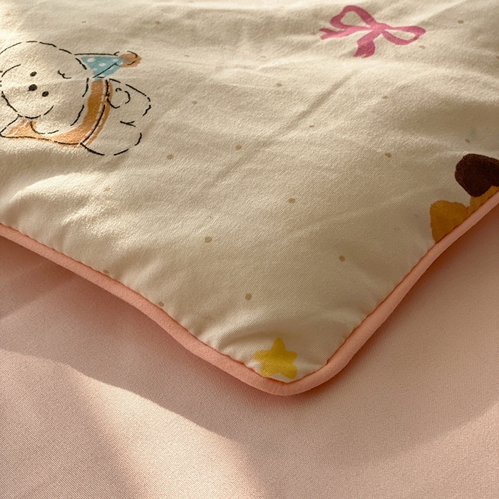 91家纺网 家纺一手货源 找家纺 梵克保罗 2025新款水洗棉糯小棉夏被夏被四件套四季被春秋被单人学生双人被子被芯 狗狗家族