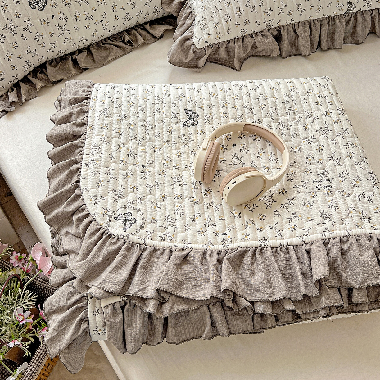 91家纺网 家纺一手货源 找家纺 水木坊 2025新款A有氧双层纱花边单床盖 床盖单件-提供买家秀 格林童话