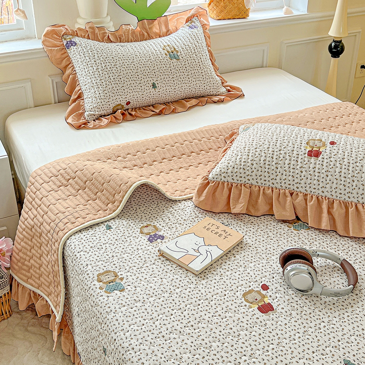 91家纺网 家纺一手货源 找家纺 水木坊 2025新款A有氧双层纱花边单床盖 床盖单件-提供买家秀 歪瑞狮子