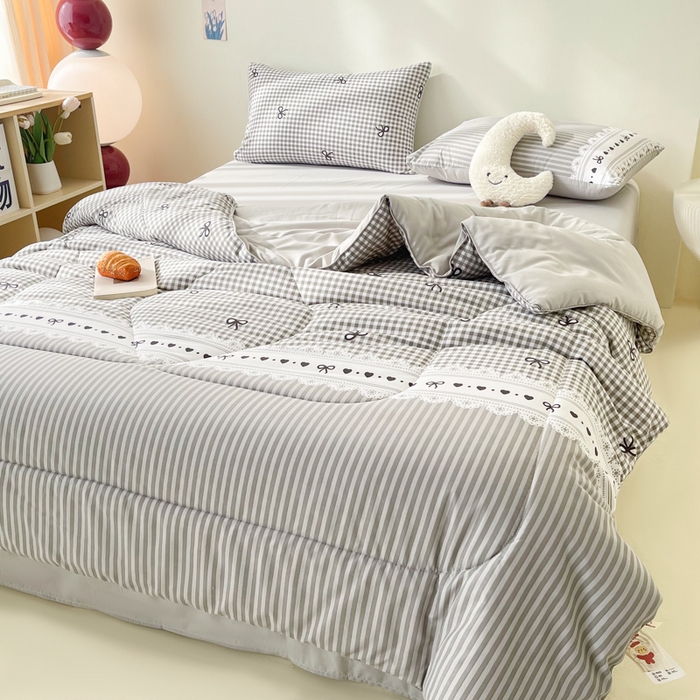 91家纺网 家纺一手货源 找家纺 梵克保罗 2025新款水洗棉糯小棉夏被夏被四件套四季被春秋被单人学生双人被子被芯 灰色蝴蝶结