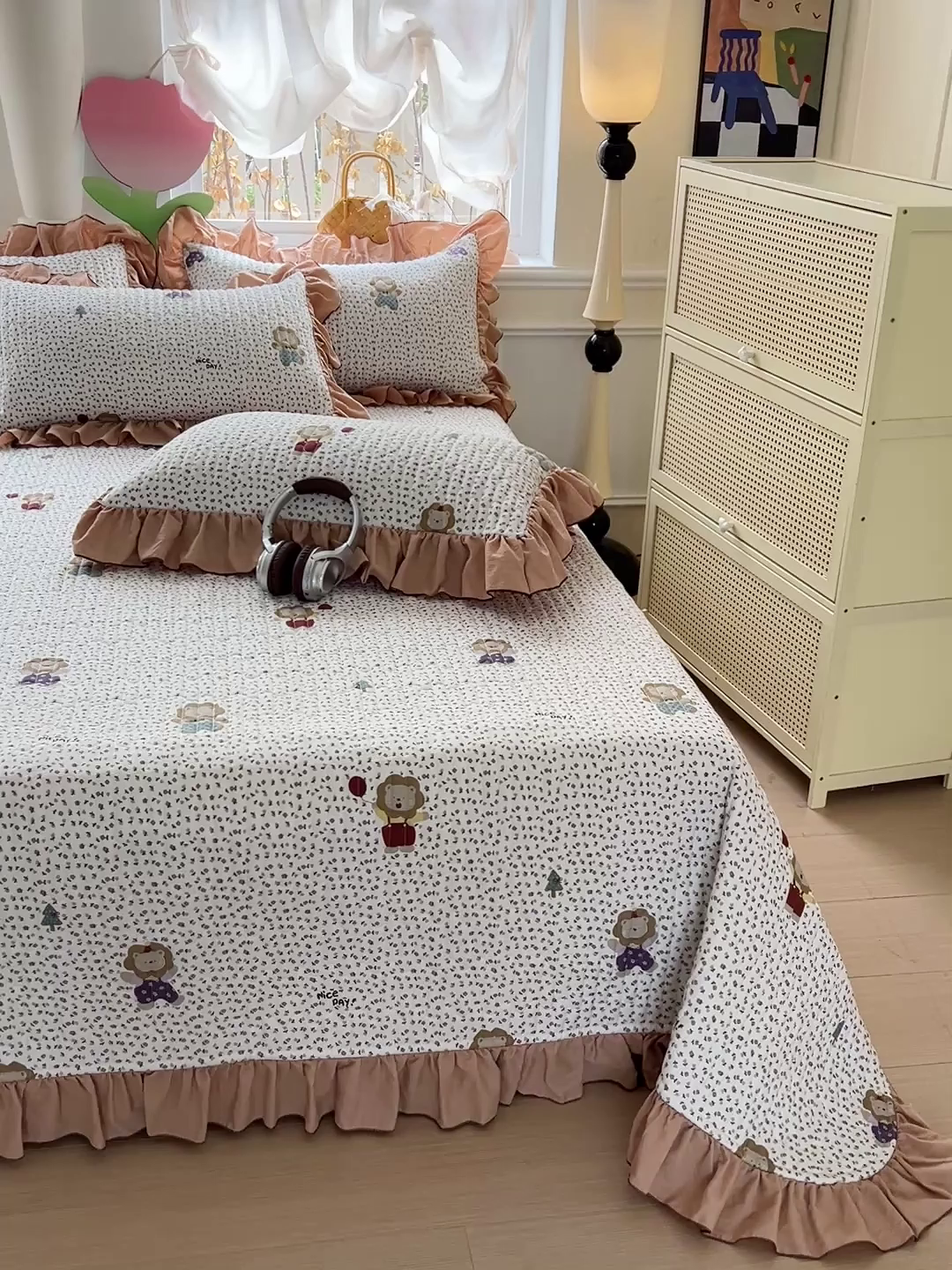 91家纺网 家纺一手货源 找家纺 水木坊 2025新款A有氧双层纱花边单床盖 床盖单件-提供买家秀 歪瑞狮子