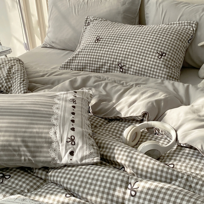 91家纺网 家纺一手货源 找家纺 梵克保罗 2025新款水洗棉糯小棉夏被夏被四件套四季被春秋被单人学生双人被子被芯 灰色蝴蝶结