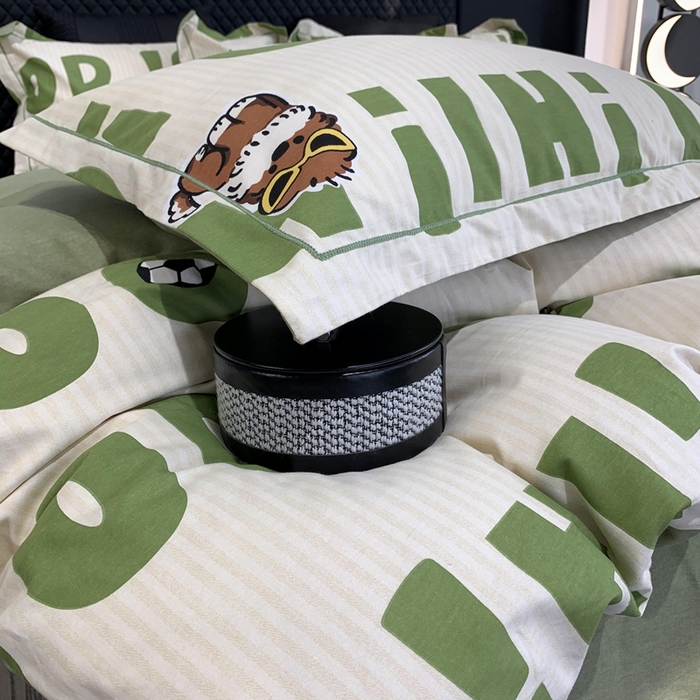 91家纺网 家纺一手货源 找家纺 莱豫家纺 2025新款全棉100%纯棉加厚磨毛四件套 字母狗狗