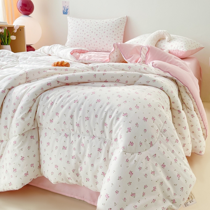 91家纺网 家纺一手货源 找家纺 梵克保罗 2025新款水洗棉糯小棉夏被夏被四件套四季被春秋被单人学生双人被子被芯 田园小花粉