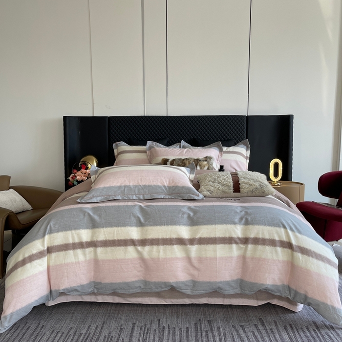 91家纺网 家纺一手货源 找家纺 莱豫家纺 2025新款全棉100%纯棉加厚磨毛四件套 信条主义粉