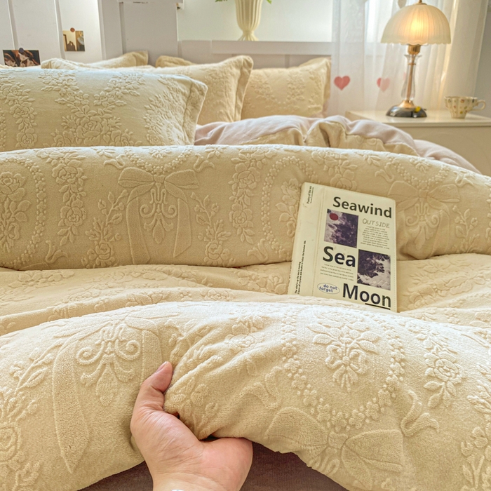 91家纺网 家纺一手货源 找家纺 卓越家纺 2025新款加厚保暖牛奶绒四件套 鹅暖黄