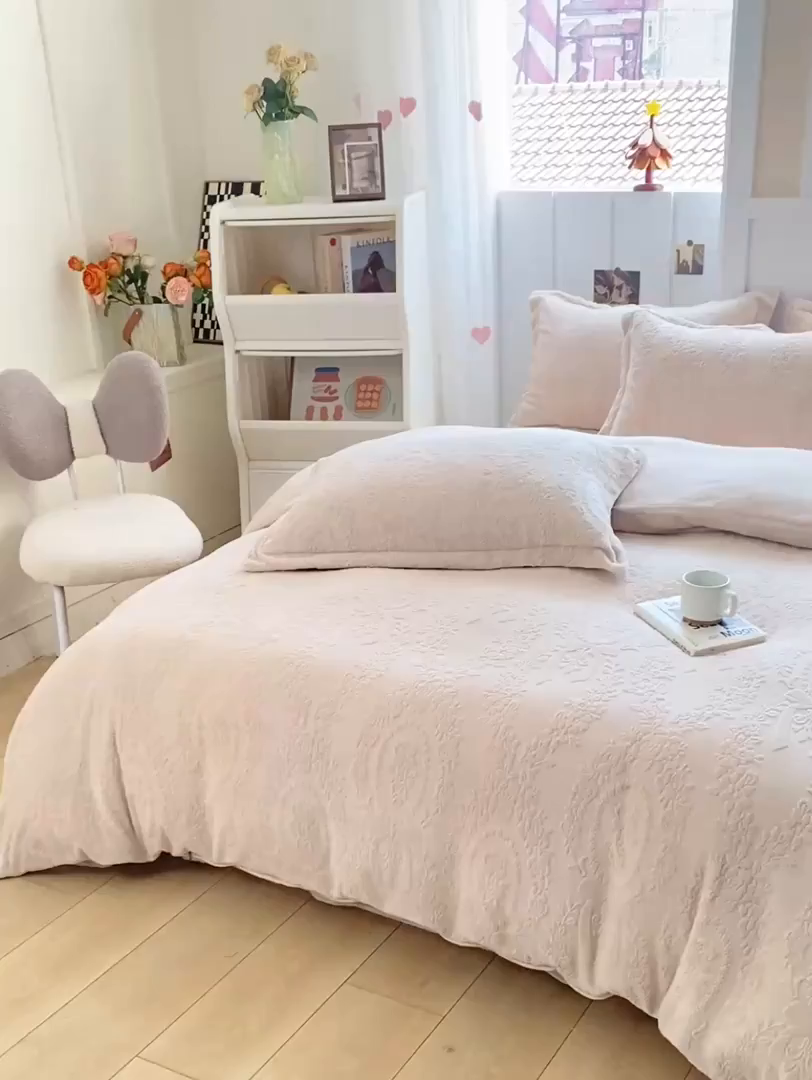 91家纺网 家纺一手货源 找家纺 卓越家纺 2025新款加厚保暖牛奶绒四件套 鹅暖黄