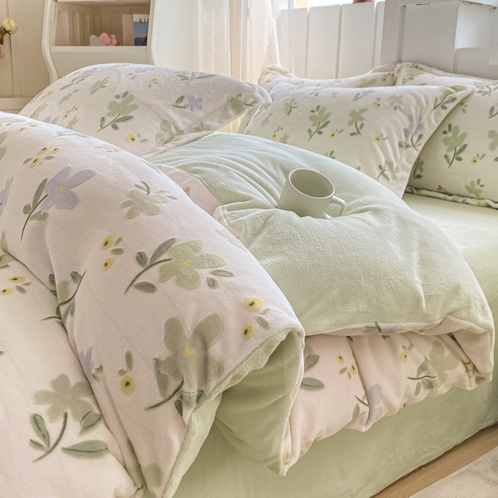 91家纺网 家纺一手货源 找家纺 卓越家纺 2025新款加厚保暖牛奶绒四件套 绿禾