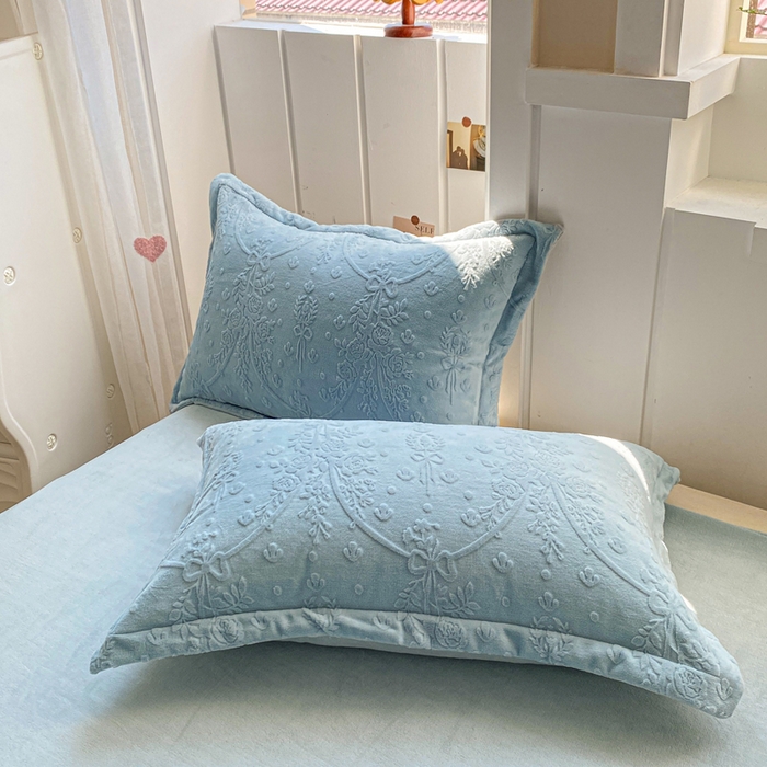 91家纺网 家纺一手货源 找家纺 卓越家纺 2025新款加厚保暖牛奶绒四件套 普鲁士兰